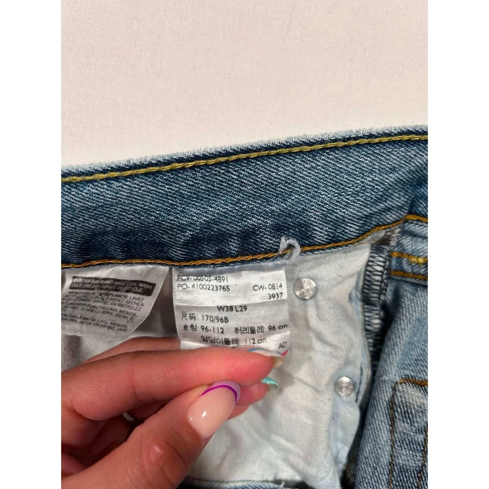 Levis 505 Regular Fit Jeans Mens 38x29 Light Wash Distressed Blue Denim